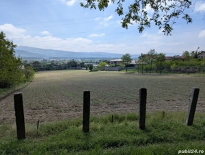 Vand teren intravilan in Bujoreni