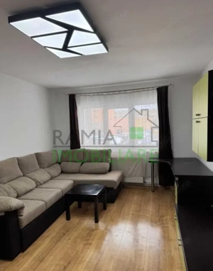 Închiriere apartament 3 camere, zonă liniștită, Independenței