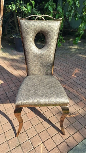 Vand 4 buc de scaune  in stare foarte buna  - imagine 2