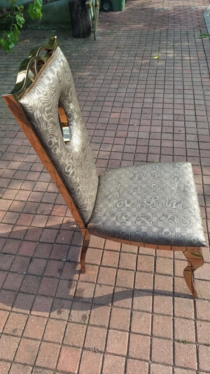 Vand 4 scaune stare foarte buna