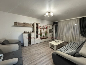 Zona Soarelui- Sud Plaza, 3 camere, 2 bai, etaj 1. Bucatarie inchisa.