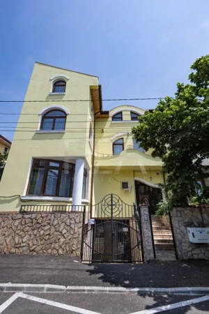 Spatiu educational intr o vila Parcul Carol