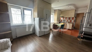 Apartament la mansarda 80 mpu mobilat utilat zona Rahovei Sibiu - imagine 3