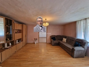 Resita Apt.Etj.1 Curte Comuna