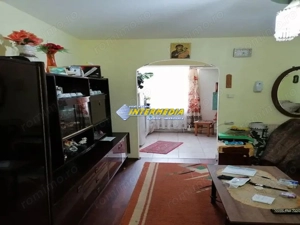 Garsoniera de vanzare in Cetate Alba Iulia etaj intermediar mobilata si utilata  - imagine 2