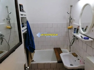 Garsoniera de vanzare in Cetate Alba Iulia etaj intermediar mobilata si utilata  - imagine 3