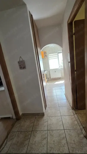 Garsonieră spațioasă și luminoasă, etaj 6/8 – la 10 min de metrou Timpuri Noi - imagine 8 Garsonieră spațioasă și luminoasă, etaj 6/8 – la 10 min de metrou Timpuri Noi - imagine 8