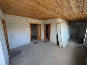 Garbovi casa 76 mp constr 2000 teren 1187 mp - imagine 8