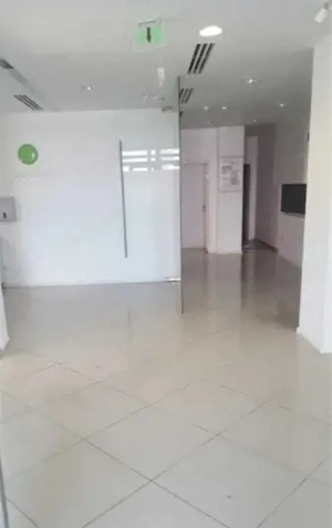 Ultracentral, imobil P+3 cu destinatie comerciala, 460 mp.