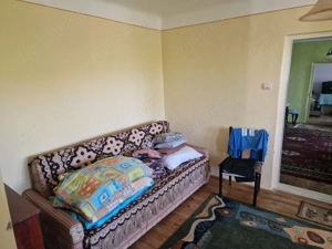 Casa in mediu rural cu teren - imagine 8