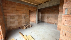  Casă  pe un nivel, 3 camere, 100 mp și teren generos de 600 mp - zona Unirea - imagine 10