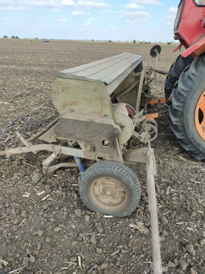 Vând semănătoare păioase sup 29