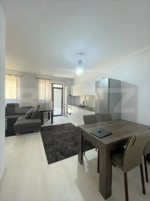 Apartament 3 camere, 78 mp, terasa de 70 mp, zona Petrom - imagine 2