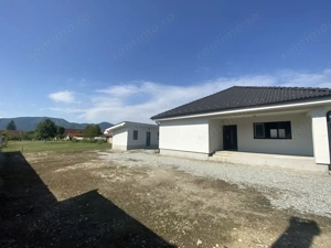 Casa noua Sacel 142 mp, teren 2000 mp, priveliste munti si acces direct Sibiu - imagine 5