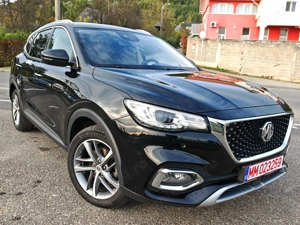 MG eHS 1.5T-GDI Plug-in Hybrid Luxury