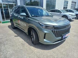 DFSK E5, Basic, Automat, Plug-In Hibrid, E-CVT, 7 locuri - imagine 2