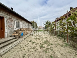 Casa + anexa si teren de 1057mp, in Ghiroda langa Politie
