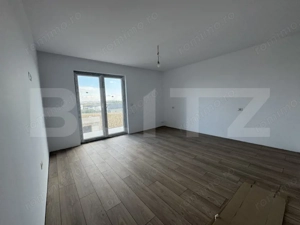 Case de vanzare  , 120 mp utili ,foișor + beci,zona rezidentiala Lisaura  - imagine 7