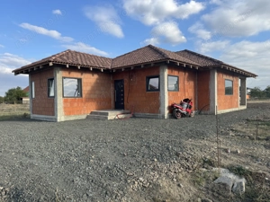 Individuala Parter Becicherecu Mic, Zona Semicentrala,4 Camere,Teren 800 mp - imagine 2