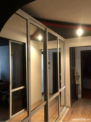    Vând apartament cu 3 camere   etaj 2, decomandat, situat in Rovinari - imagine 3