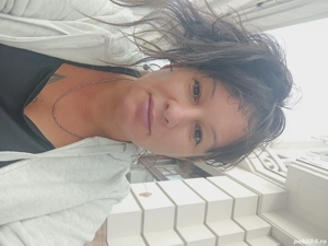 bruneta focoasa pofticioasa - imagine 3