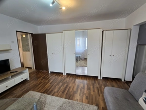 Închiriez apartament cu 2 camere, zona Micălaca, aproape de facultate - imagine 3 Închiriez apartament cu 2 camere, zona Micălaca, aproape de facultate - imagine 3