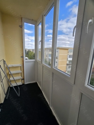 Închiriez apartament cu 2 camere, zona Micălaca, aproape de facultate - imagine 4 Închiriez apartament cu 2 camere, zona Micălaca, aproape de facultate - imagine 4