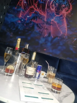 Căutam ospătar cu sau fără experienta 