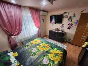 Centrala proprie. Acoperis nou. Mobilat. Model mare. Transformat in 3 camere. - imagine 7