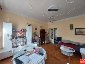 Casa pentru locuit sau afacere, zona Vlaicu - imagine 2