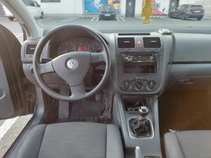 Golf 5 1,6 MPI cu trapa din fabricatie - imagine 7