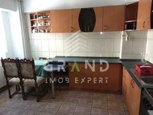 Închiriere apartament cu 3 camere, decomandat, 81 mp,Calea Dorobanților, Parcare