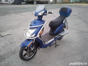 Vând scuter electric 