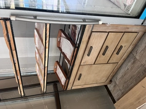 Dulap și scaune bar - imagine 2