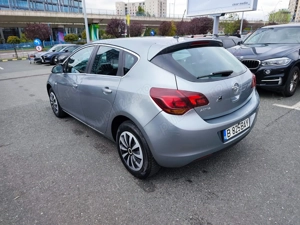 Opel Astra 1.6 benzina incalzire in volan si scaune inmatriculata ITP valabil pina in 08.2026  - imagine 4