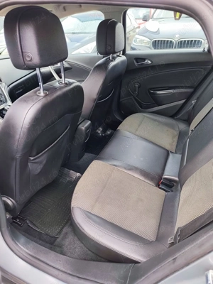 Opel Astra 1.6 benzina incalzire in volan si scaune inmatriculata ITP valabil pina in 08.2026  - imagine 8