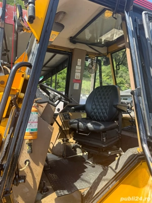 Persoana fizica vand Caterpillar 428B 4x4 cu blocanti si 3 cupe - imagine 4