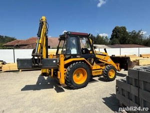 Persoana fizica vand Caterpillar 428B 4x4 cu blocanti si 3 cupe - imagine 2