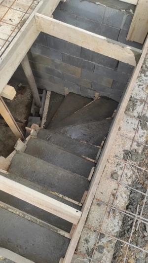 Teren intravilan si Fundatie casa - imagine 3