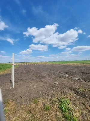 Teren cu plata în rate și utilități incluse (Proprietar)