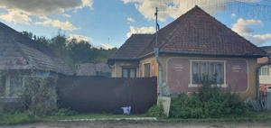 Casă de vânzare la țară