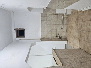 Vand casa 2 camere decomandat recent renovat calea Clujului  - imagine 4