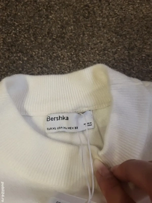 De vanzard pulover dama Bershka