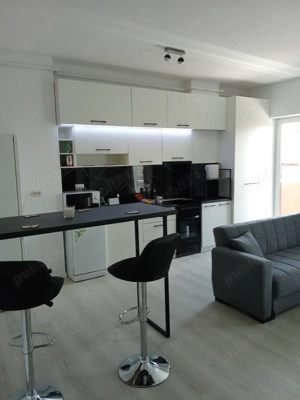Închiriez apartament 2 camere, bloc nou
