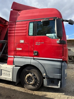 MAN TGX 440 de vanzare stare impecabila, schimb doar autoturisme! - imagine 5