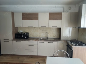 Închiriez apartament cu 2 camere - imagine 6