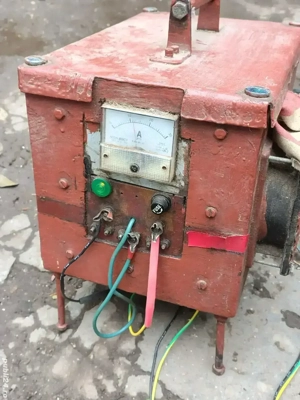 vând redresor auto cu șase ieșiri