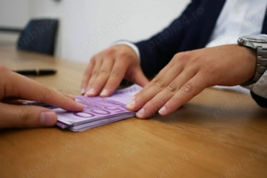 Servicii de finanțare