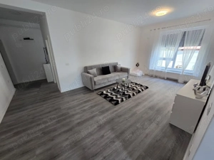 Vând apartament cu 2 camere, grădină și 2 locuri de parcare