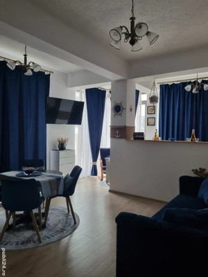 Proprietar vand ap 3 camere etaj 2